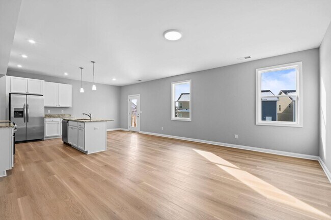 Building Photo - 113 Lambert Fld