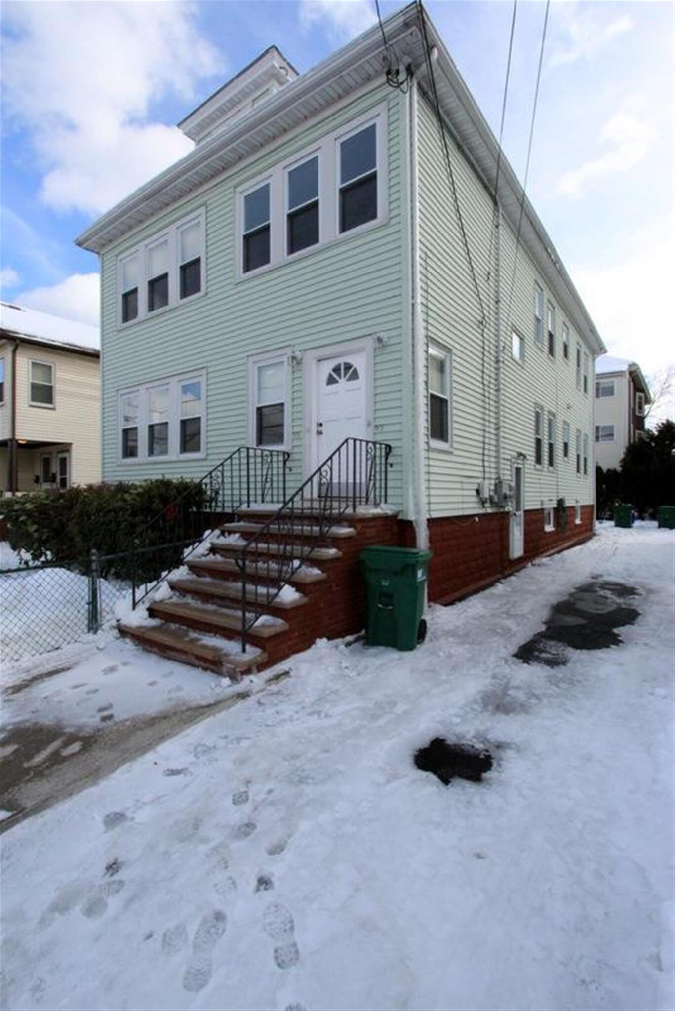 Building Photo - 23 Bonner Ave