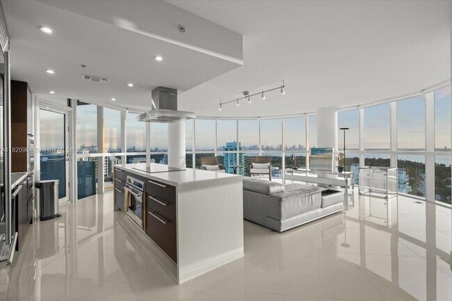 Building Photo - 6301 Collins Ave