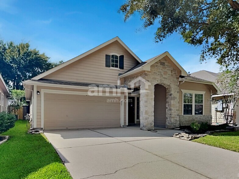 Primary Photo - 30919 Blue Ridge Park Ln