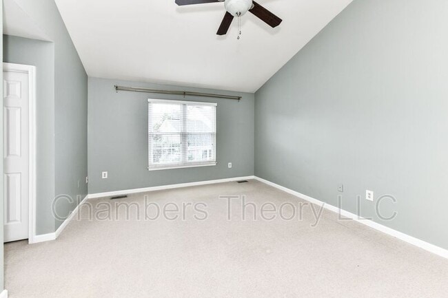 Building Photo - 6033 Woodlake Ln