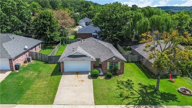 Building Photo - 1156 Oleander Ln