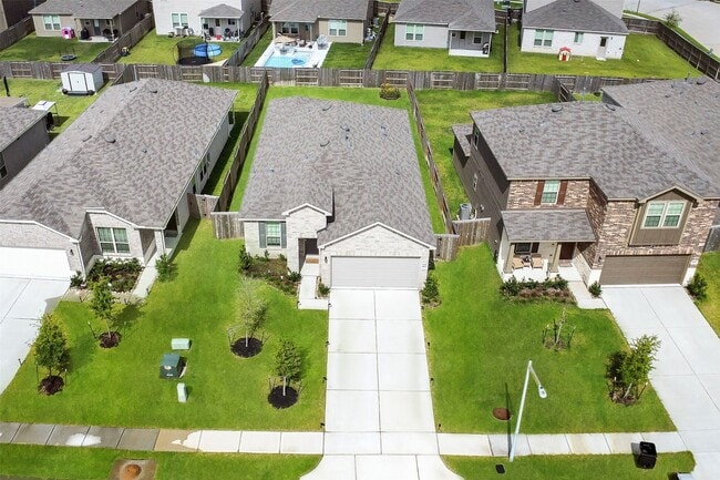 Building Photo - 16910 Elm Grove Road