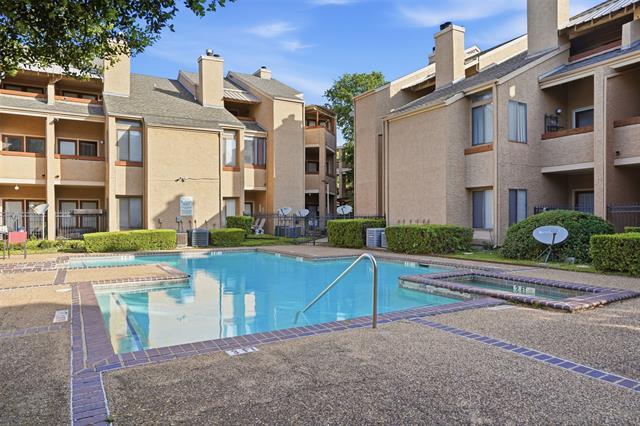 Building Photo - 5550 Spring Valley Rd