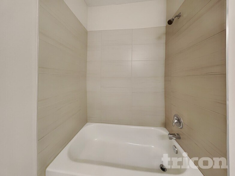 Building Photo - 191 Charlie Way