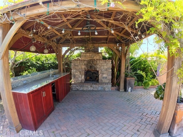 Building Photo - 1228 E Greenview Dr