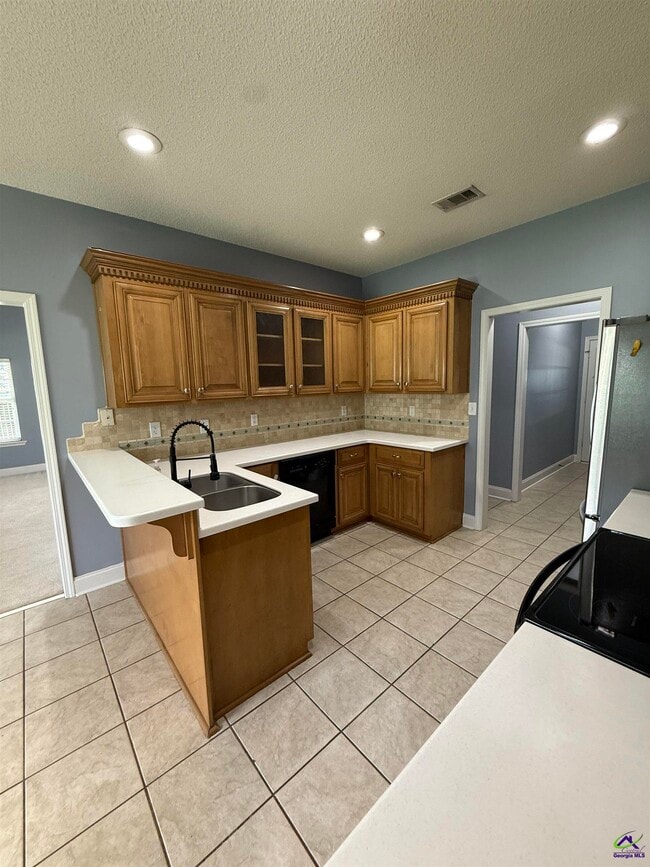 Building Photo - 106 Haven Crest