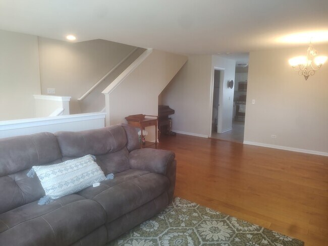 Building Photo - 24463 John Adams Dr