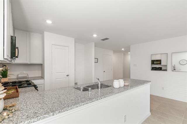Building Photo - 2821 Watchpoint Rd
