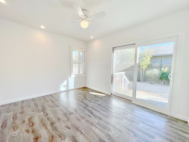 Building Photo - 11914 Ocean Park Blvd