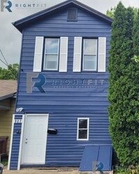 Building Photo - Stop! Look no further. Make this rental property, yours!