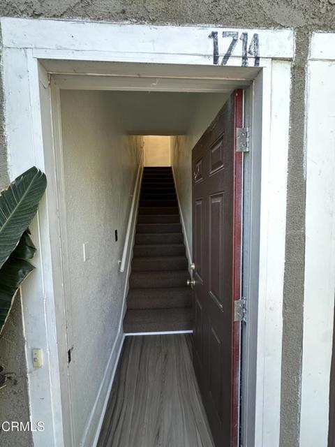 Building Photo - 1714 W 35th Pl