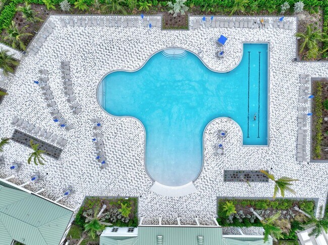 Building Photo - 9381 Serapis Wy