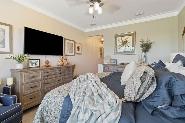 Building Photo - 7242 Hamilton Rd