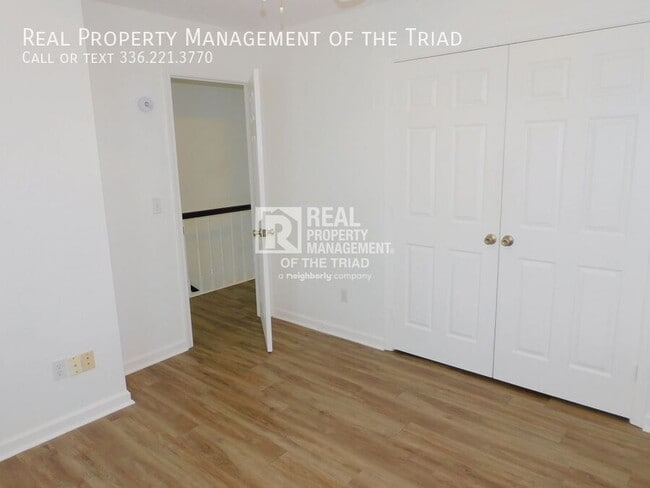 Building Photo - 3407 Park Hill Dr