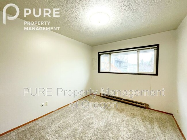Building Photo - 1119 SE 27th Ave.