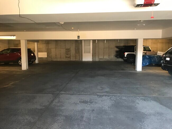 Building Photo - 8430 Gambel Dr