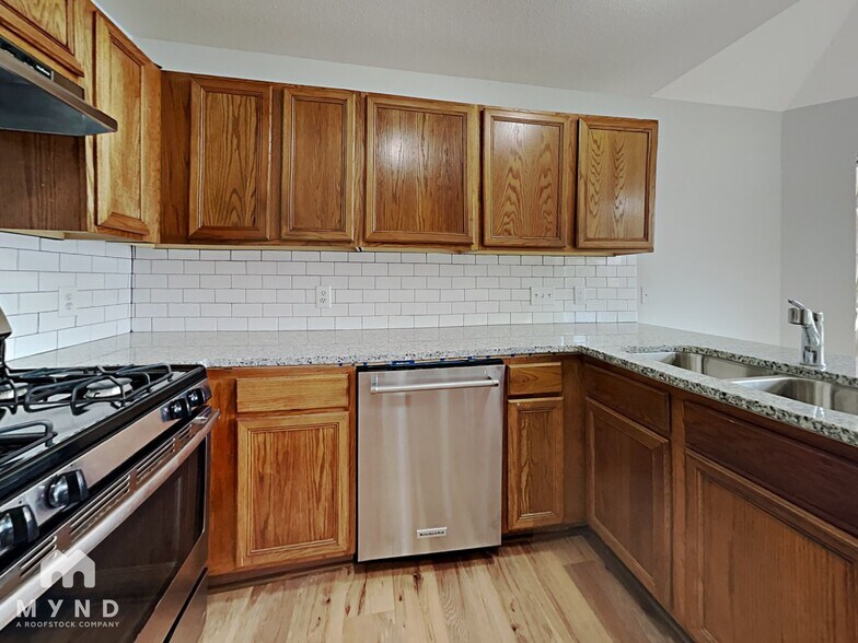Building Photo - 2311 Friarwood Trail