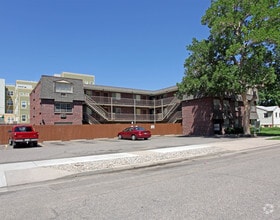 Building Photo - Lisa Rae Apartments