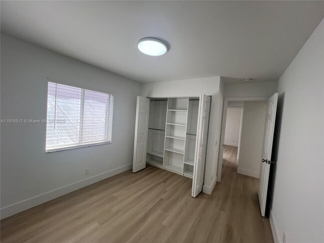 Building Photo - 1393 Majesty Terrace