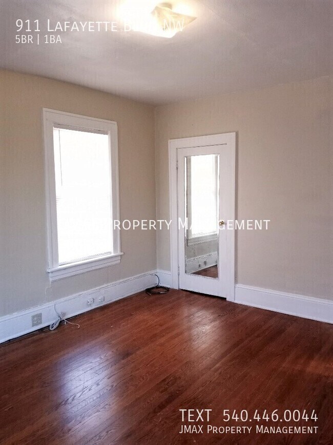 Building Photo - 911 Lafayette Blvd NW