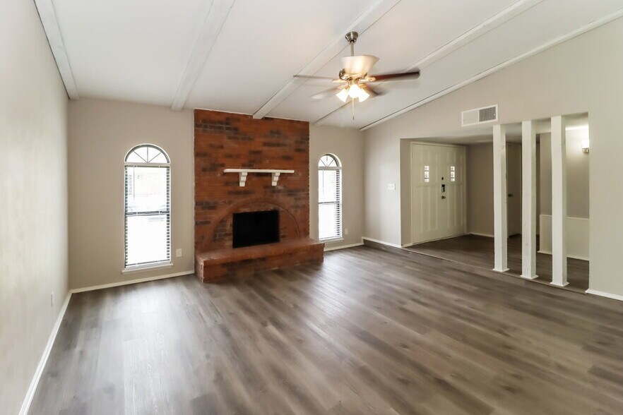 Building Photo - 4209 Campion Ln