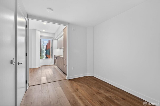 Building Photo - 280 Spear St