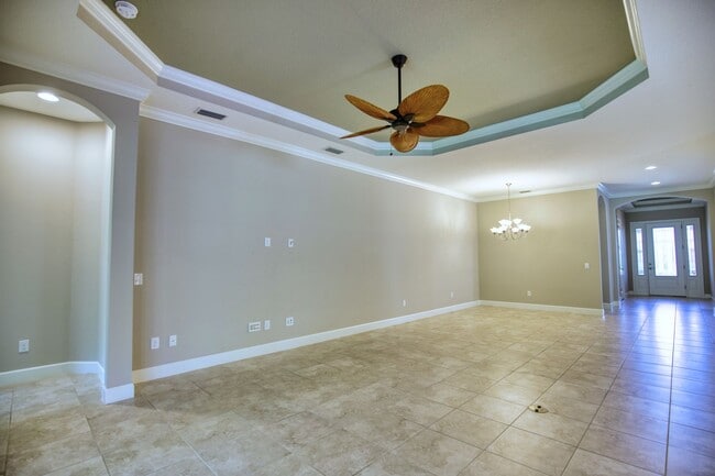 Building Photo - Annual Unfurnished Single-Family Home located in Bellacina at Casey Key with Resort-like Amenities!