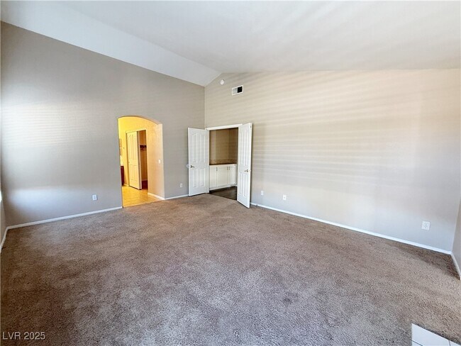 Building Photo - 7761 Locke Haven Dr