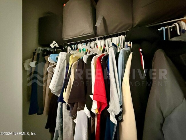 Building Photo - 7541 Allspice Cir N