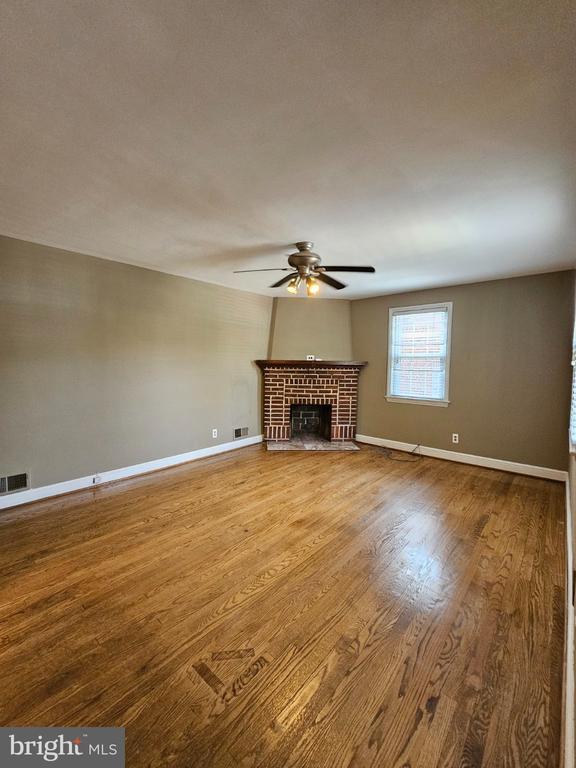 Building Photo - 626 N George Mason Dr