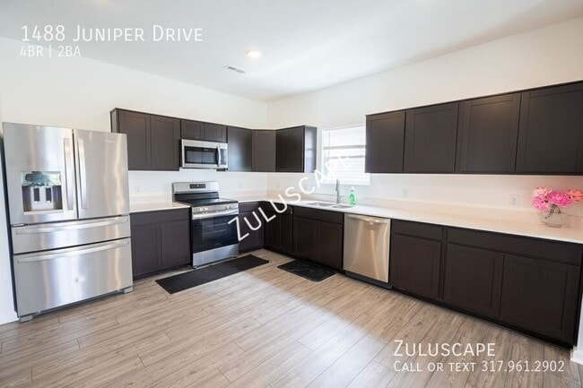 Building Photo - 1488 Juniper Dr
