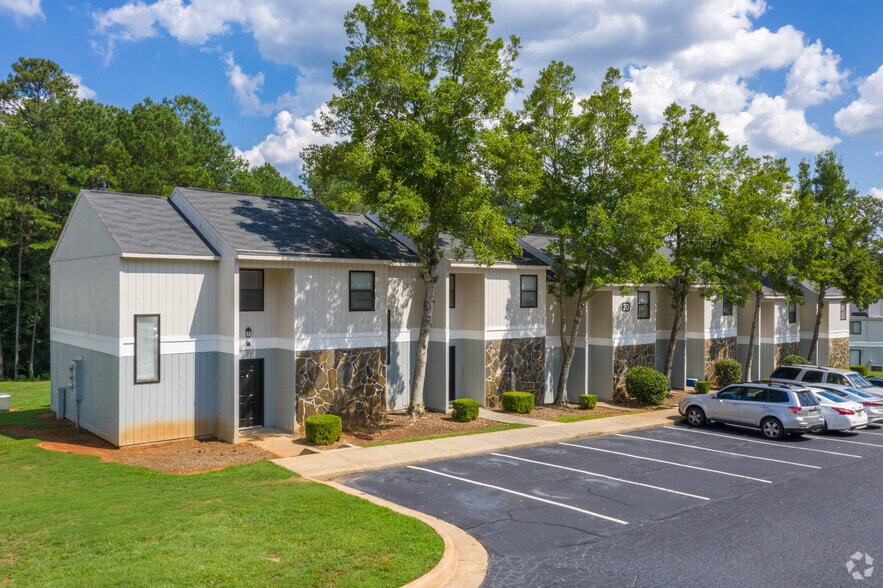 Forest Ridge Apartments 2074 Forest Hill Rd Macon GA 31210