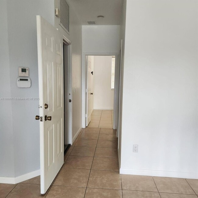 Building Photo - 2155 NE 3rd Ct