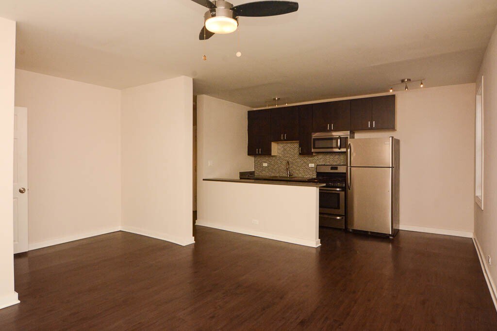 Building Photo - 2410 N Kedzie Blvd