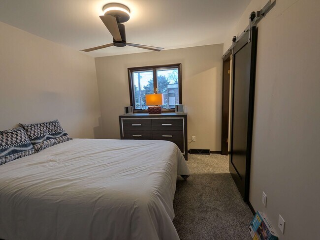 Building Photo - 8906 Erie St