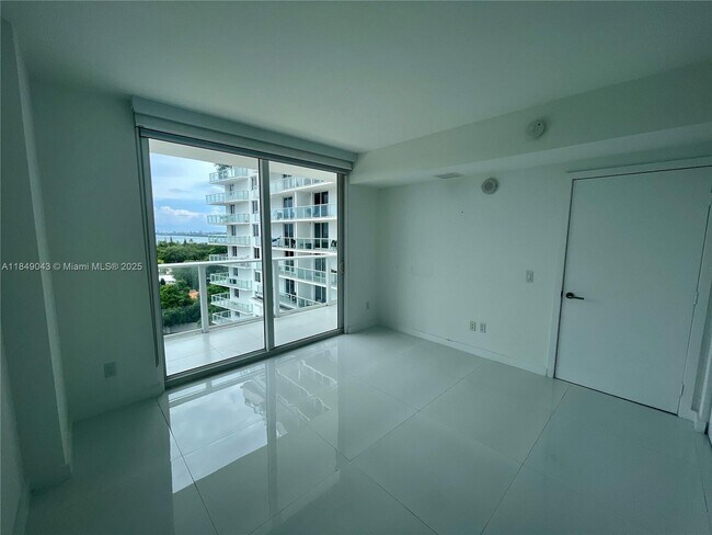 Building Photo - 4250 Biscayne Blvd
