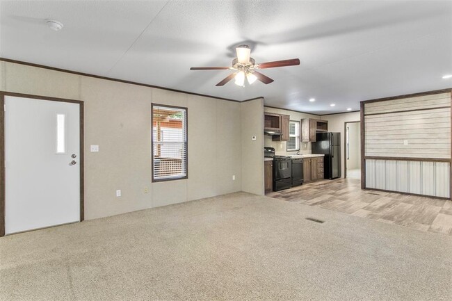 Building Photo - 14247 E Ravine Run