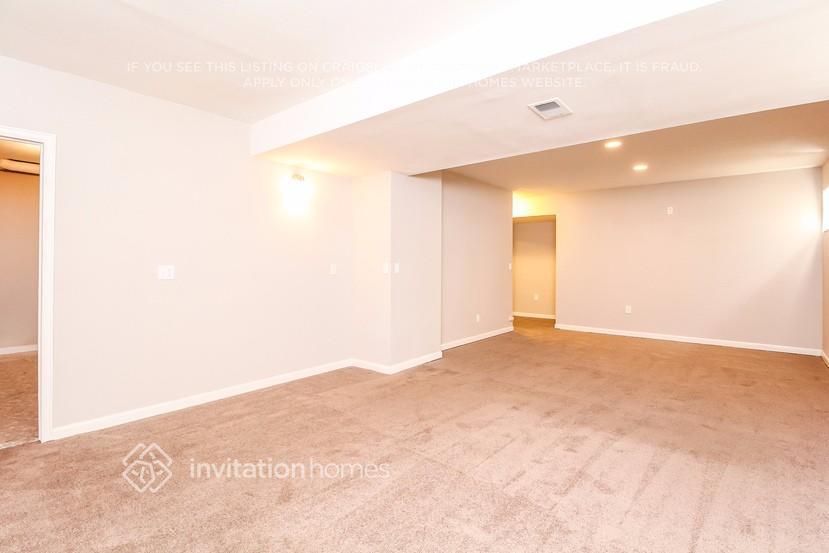 Building Photo - 11701 E Cornell Cir