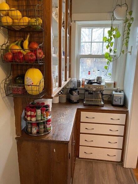 Butlers Pantry with lots of storage - 252 Brunswick St