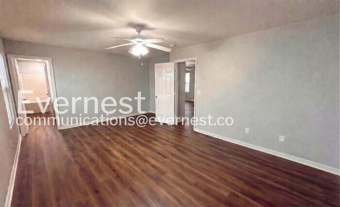 Building Photo - 124 Blackwell Ct