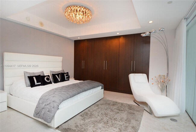 Building Photo - 1100 Biscayne Blvd