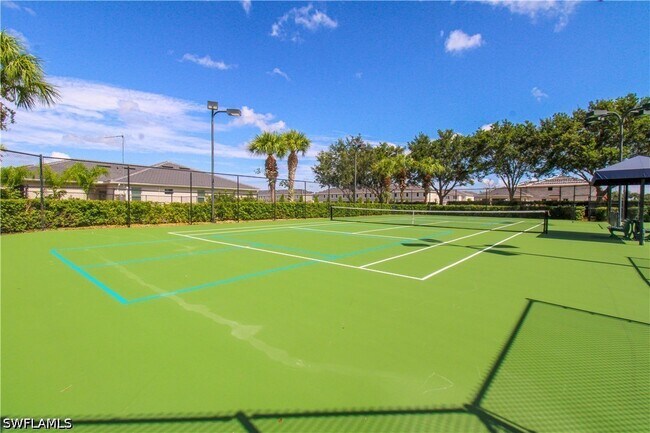 Building Photo - 2156 Dragonfruit Wy