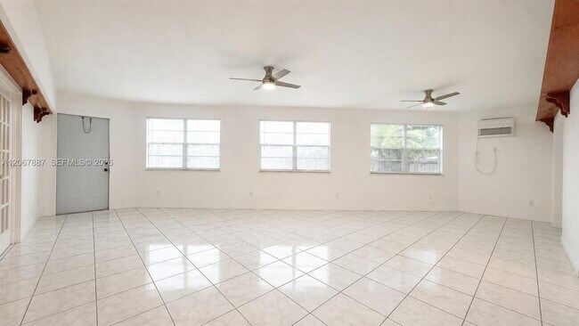 Building Photo - 6921 NW 5th Ct