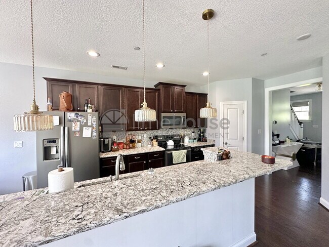 Building Photo - 127 Repose Ln