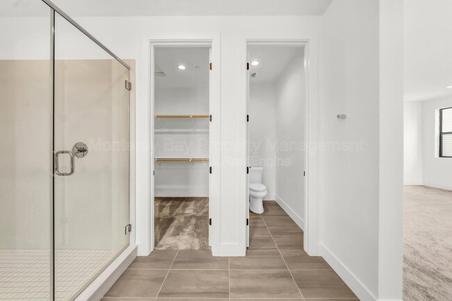 Building Photo - 111 Sea Shell Ave