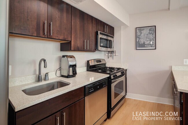 Building Photo - 1907 3rd St NW