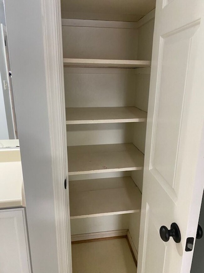 Building Photo - Chesapeake Beach