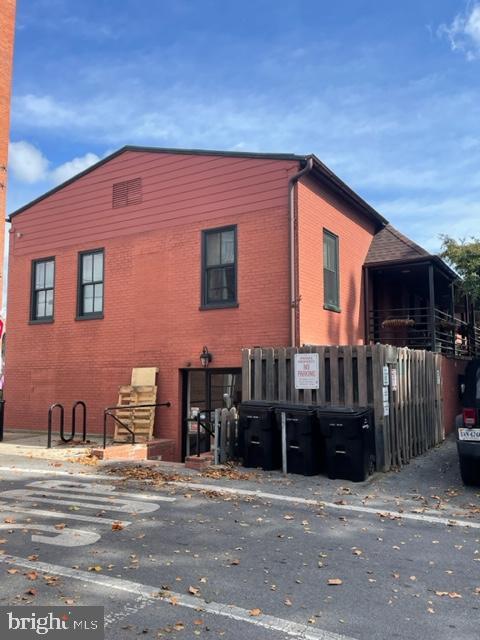 Building Photo - 116 N Indian Alley