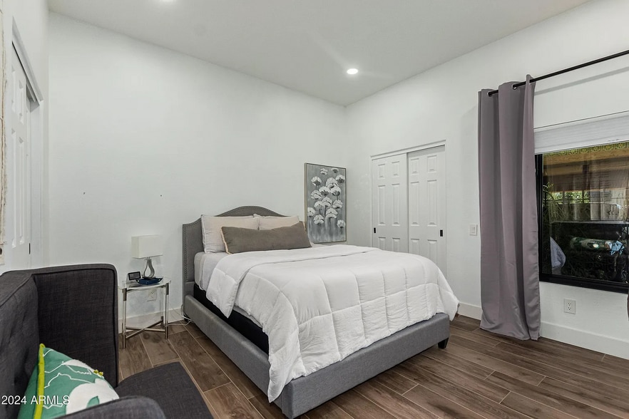 Building Photo - 4830 N 65th St